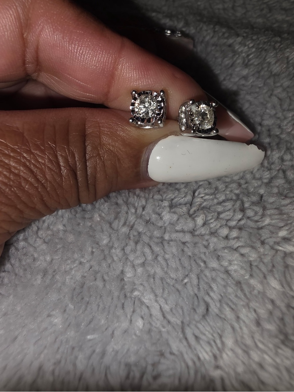 2ct 14ct white gold earrings